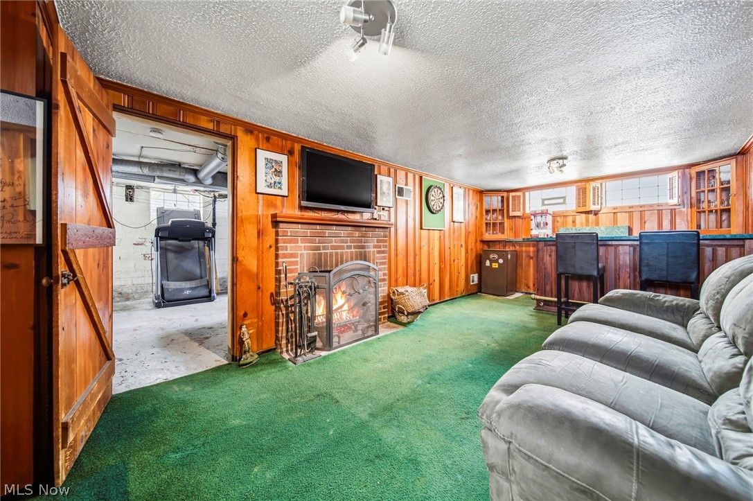 94 E 217th Street Euclid OH 44123