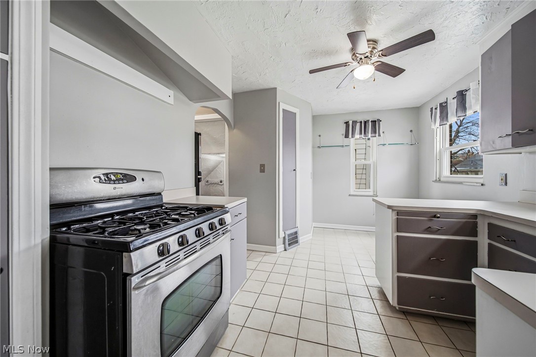 94 E 217th Street Euclid OH 44123