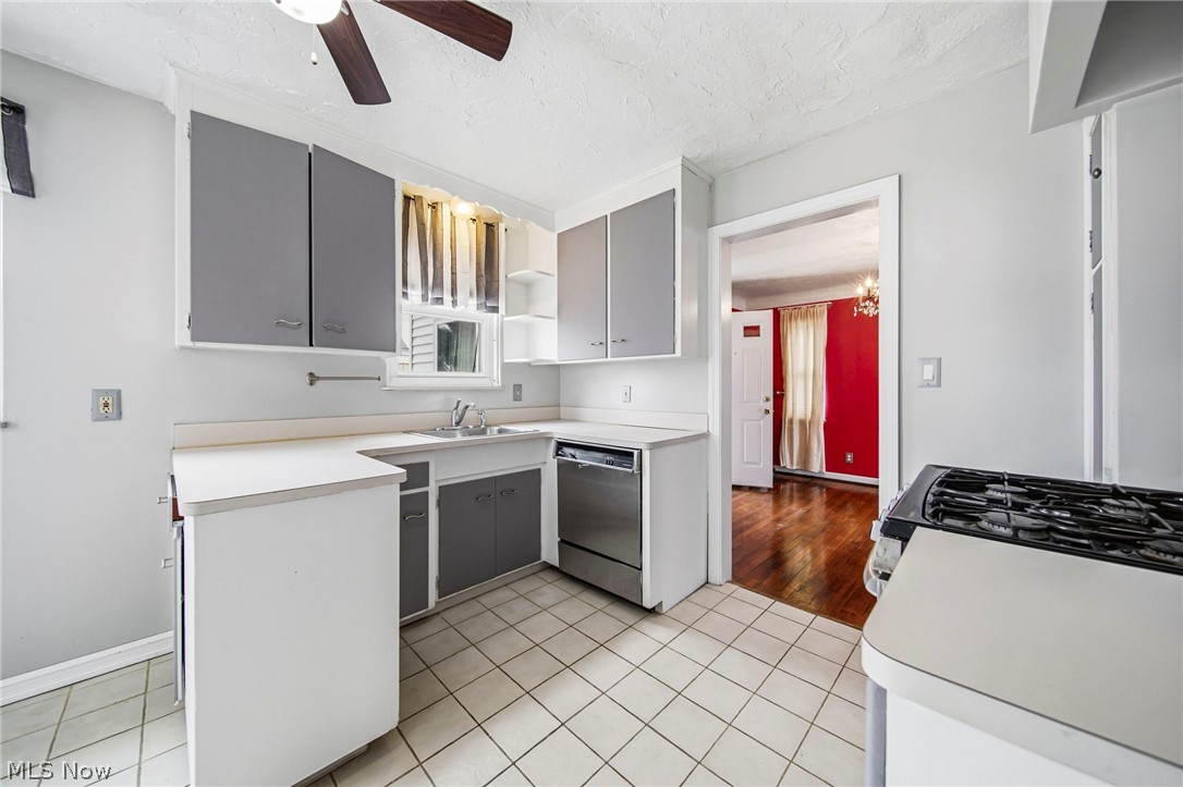 94 E 217th Street Euclid OH 44123