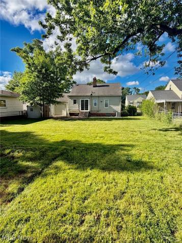 10810 Windham Road Parma OH 44130