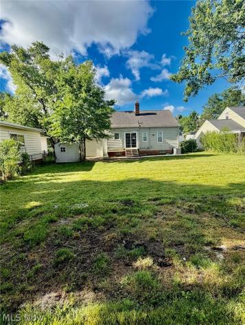 10810 Windham Road Parma OH 44130