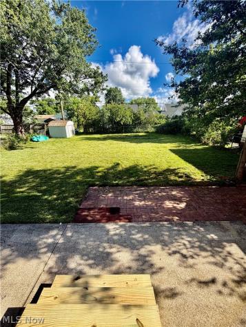 10810 Windham Road Parma OH 44130
