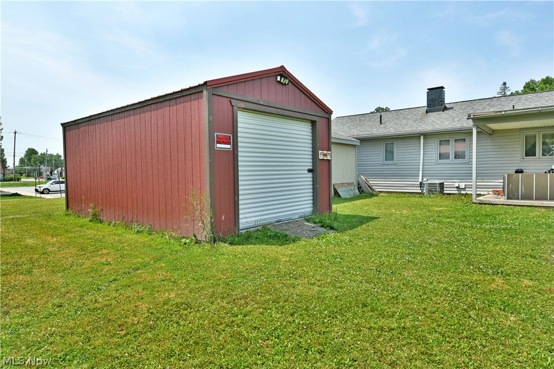 159 N Canfield Niles Road Austintown OH 44515