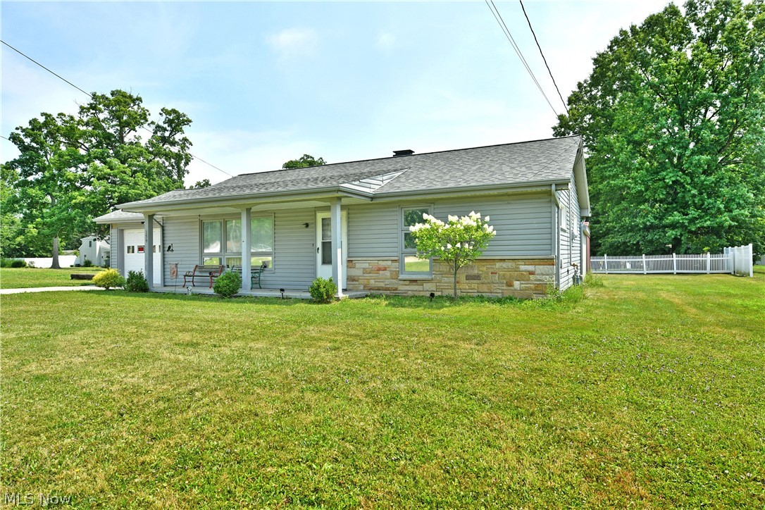 159 N Canfield Niles Road Austintown OH 44515