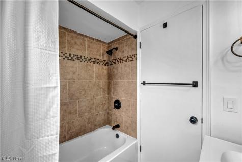 3658 W 138th Street Cleveland OH 44111