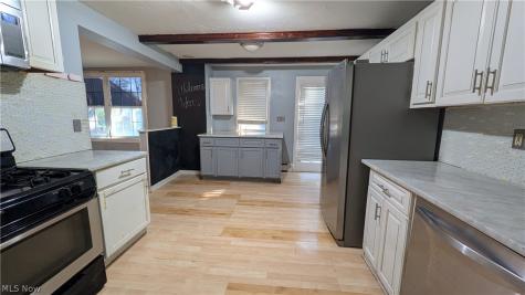 197 Forest Drive Bedford OH 44146