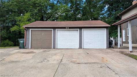 197 Forest Drive Bedford OH 44146
