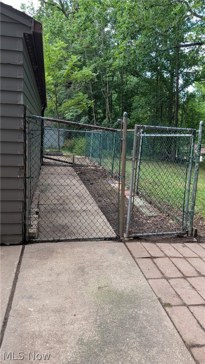 197 Forest Drive Bedford OH 44146