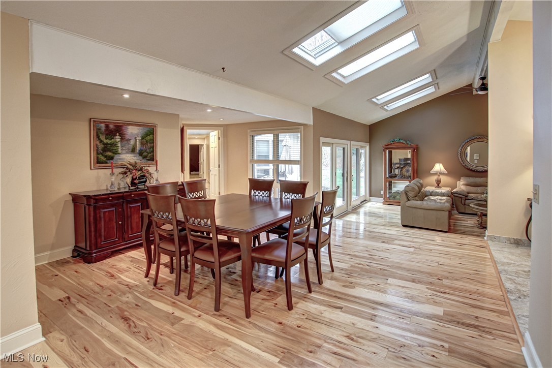 711 Cross Creek Oval Aurora OH 44202