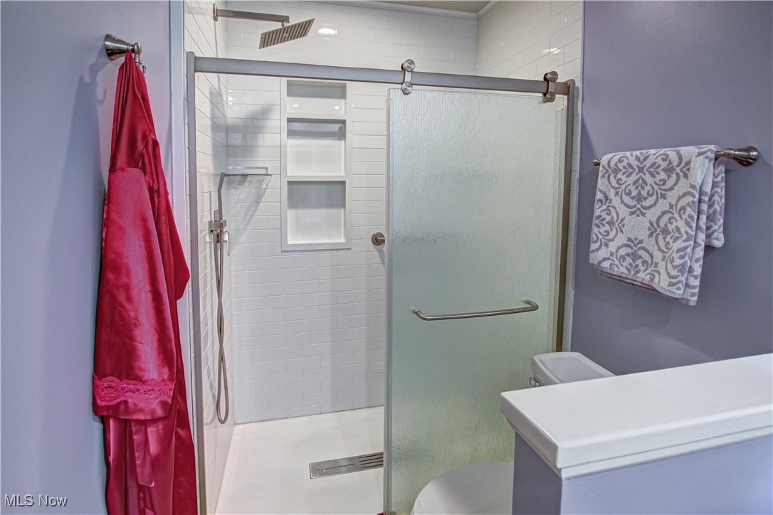 711 Cross Creek Oval Aurora OH 44202