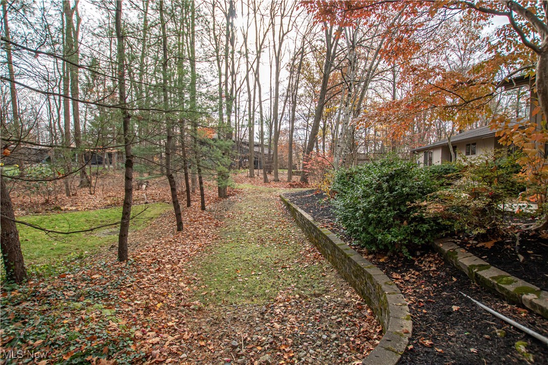 711 Cross Creek Oval Aurora OH 44202