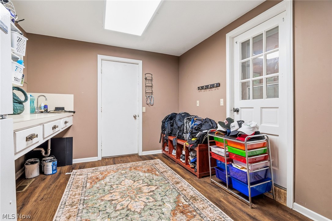 3189 Dunbarton Avenue NW Canton OH 44708