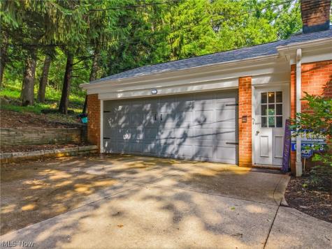3189 Dunbarton Avenue NW Canton OH 44708