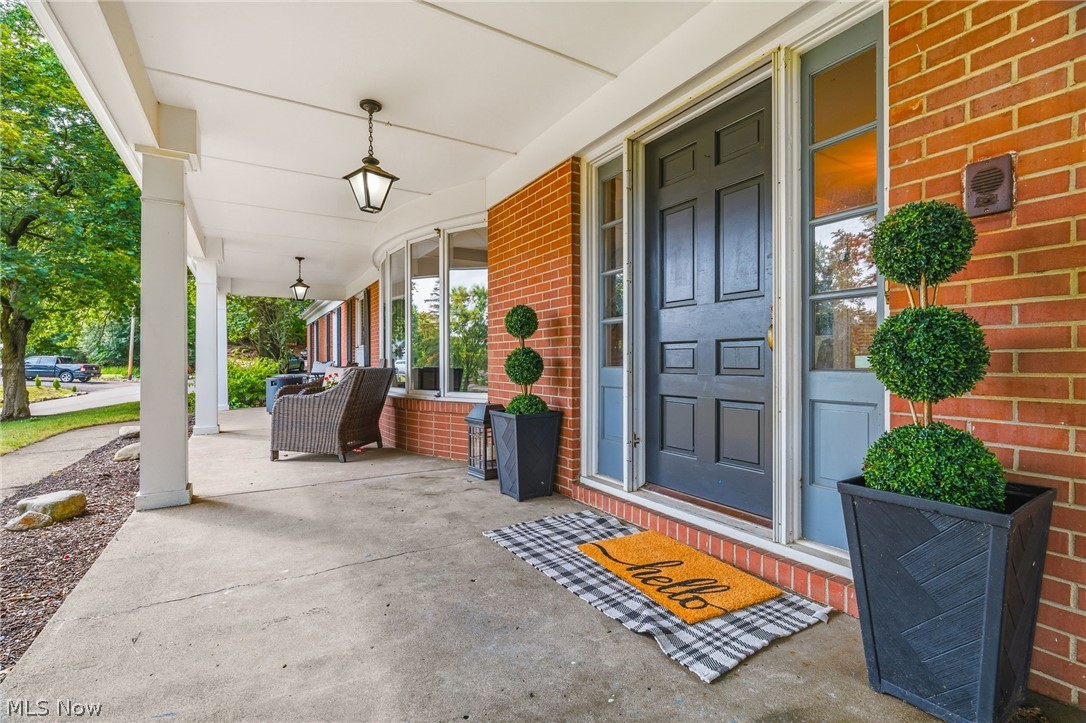 3189 Dunbarton Avenue NW Canton OH 44708