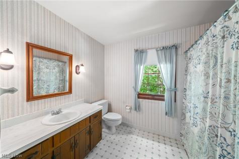 504 Vinewood Avenue Tallmadge OH 44278