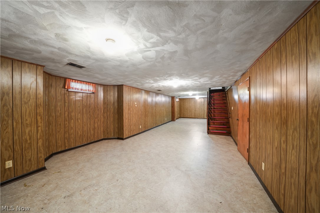 504 Vinewood Avenue Tallmadge OH 44278