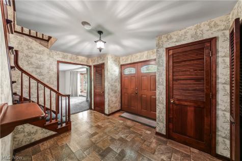 504 Vinewood Avenue Tallmadge OH 44278