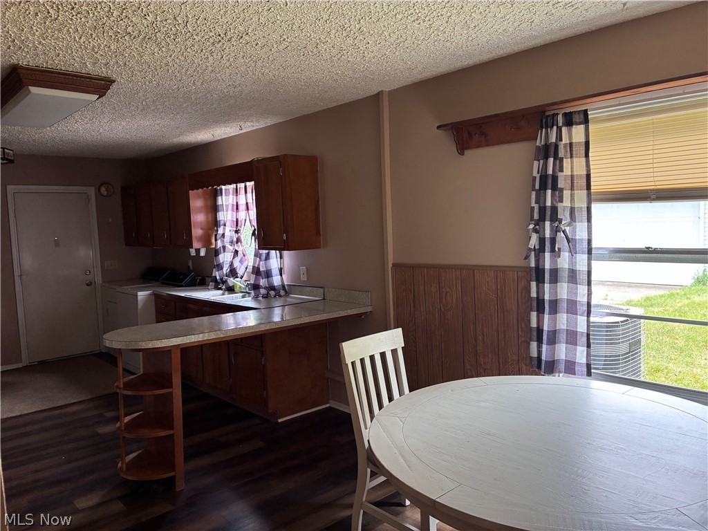 2400 Midway Avenue NE Canton OH 44705