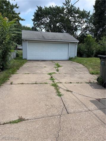 2400 Midway Avenue NE Canton OH 44705