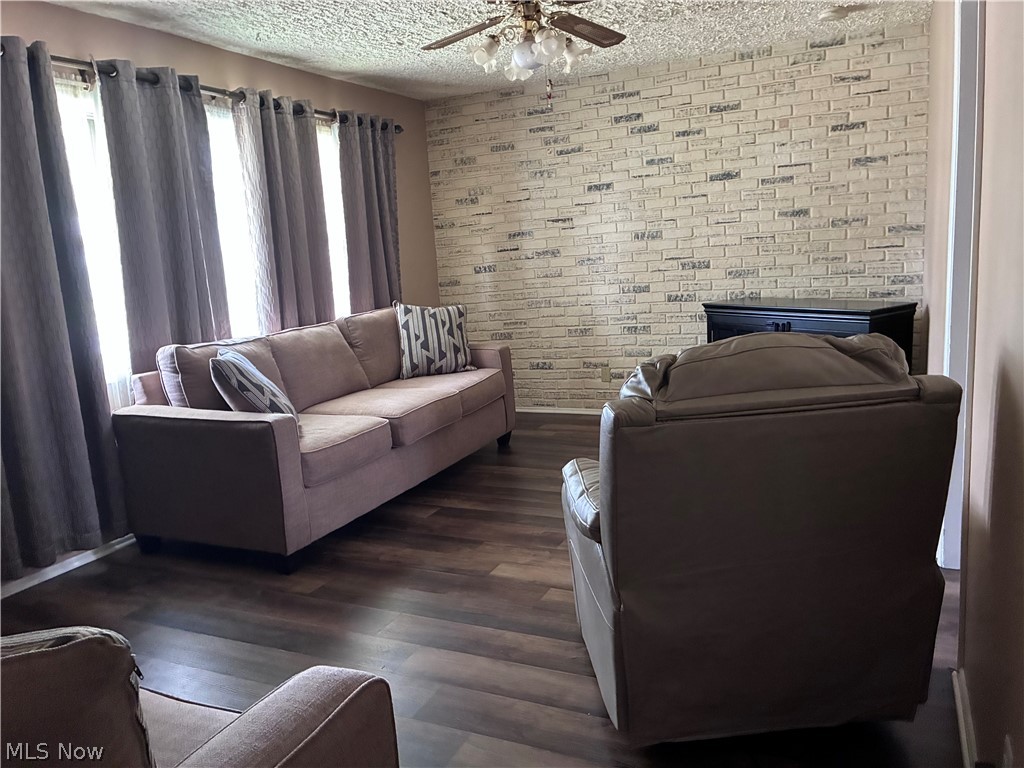 2400 Midway Avenue NE Canton OH 44705