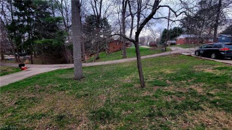 107 Nelson Avenue Marietta OH 45750
