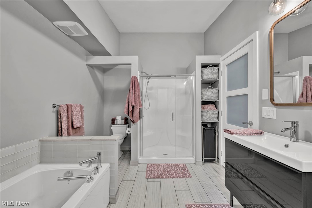 8365 Whitewood Road Brecksville OH 44141