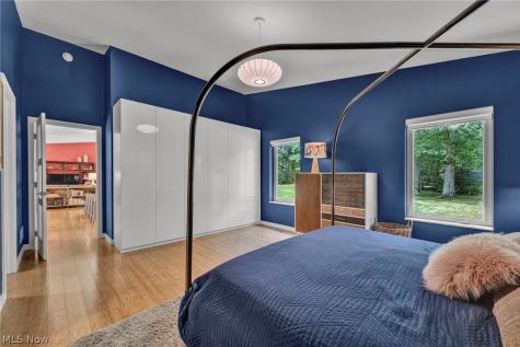 8365 Whitewood Road Brecksville OH 44141