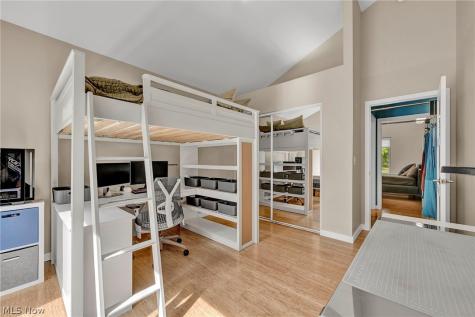 8365 Whitewood Road Brecksville OH 44141