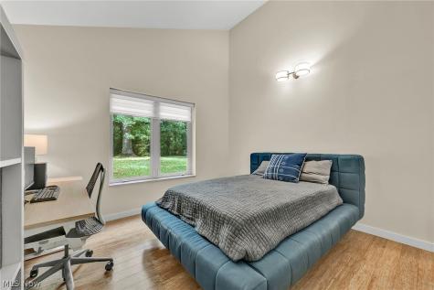 8365 Whitewood Road Brecksville OH 44141