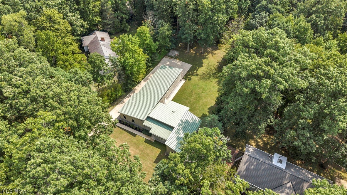 8365 Whitewood Road Brecksville OH 44141