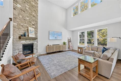 32002 Westview Trail Avon Lake OH 44012