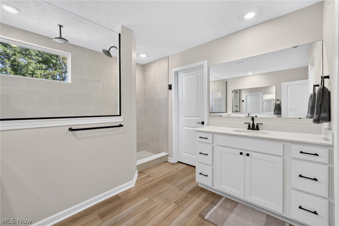 32002 Westview Trail Avon Lake OH 44012