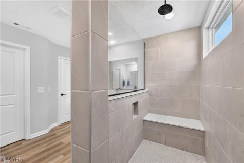 32002 Westview Trail Avon Lake OH 44012