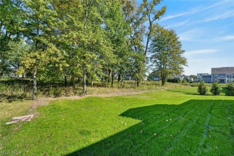 32002 Westview Trail Avon Lake OH 44012