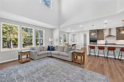 32002 Westview Trail Avon Lake OH 44012