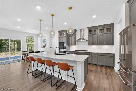 32002 Westview Trail Avon Lake OH 44012