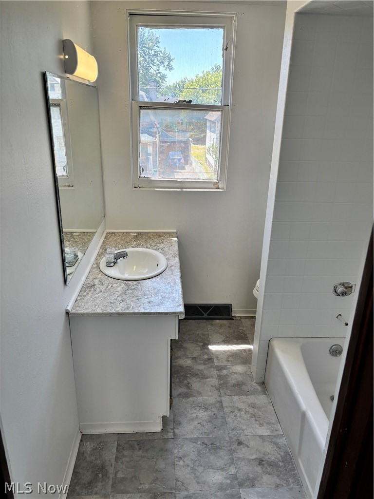 972 Front Street SW Warren OH 44485