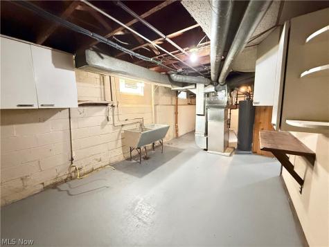 16705 Puritas Avenue Cleveland OH 44135