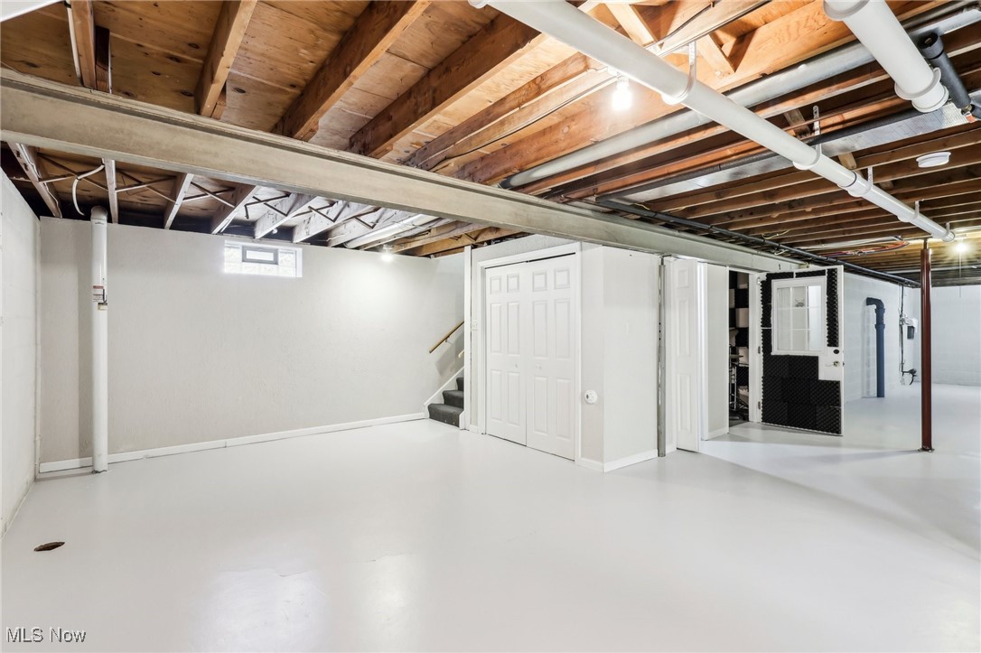 65 Pinehurst Boulevard Eastlake OH 44095