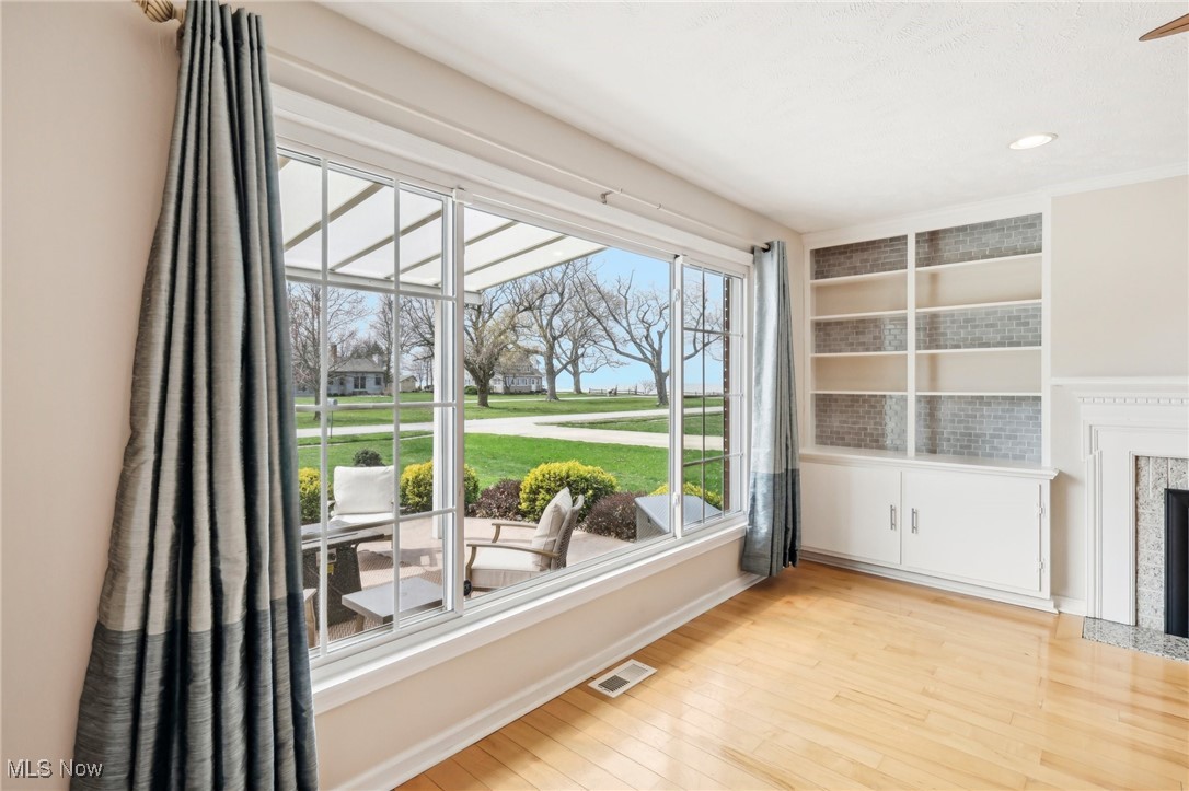 65 Pinehurst Boulevard Eastlake OH 44095