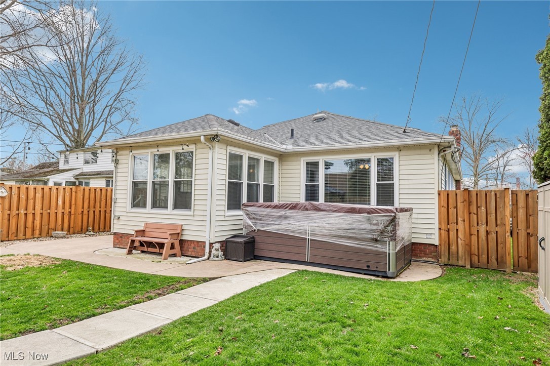 65 Pinehurst Boulevard Eastlake OH 44095