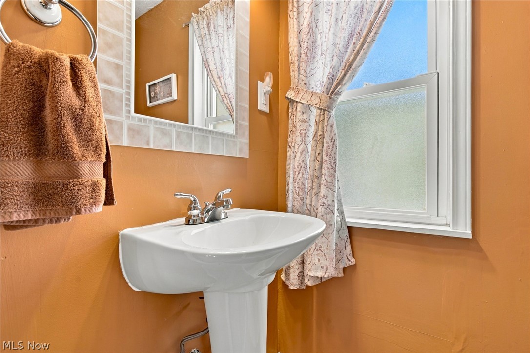 4406 Muriel Avenue Cleveland OH 44109