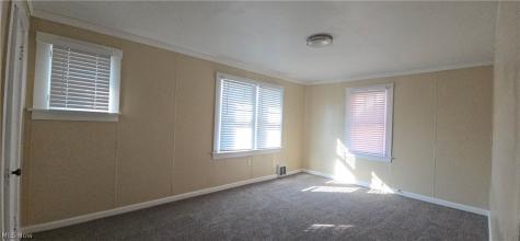 370 Lora Avenue Youngstown OH 44504