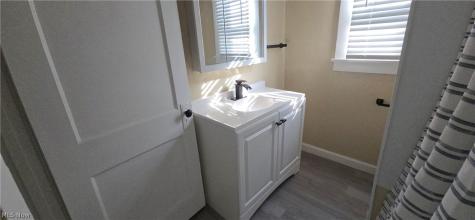 370 Lora Avenue Youngstown OH 44504
