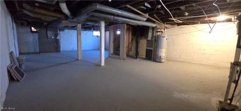 370 Lora Avenue Youngstown OH 44504