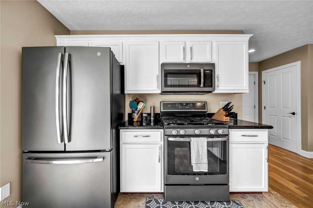 2723 Sexton Court Broadview Heights OH 44147