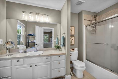 2723 Sexton Court Broadview Heights OH 44147