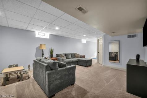 2723 Sexton Court Broadview Heights OH 44147