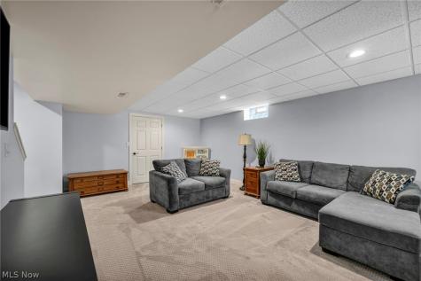 2723 Sexton Court Broadview Heights OH 44147