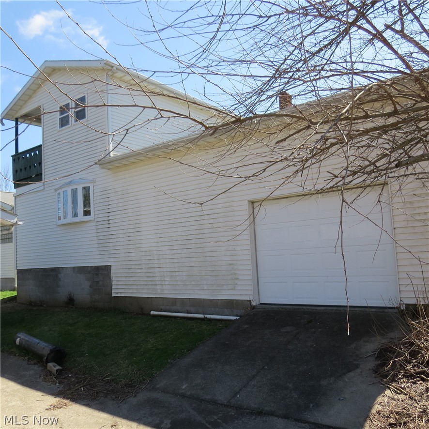 109 Park Avenue NE Carrollton OH 44615